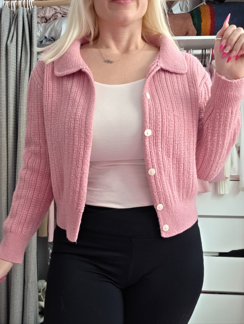 Korean k-faahion Women's Pink Button-Front Ribbed Knit Cardigan Sweater